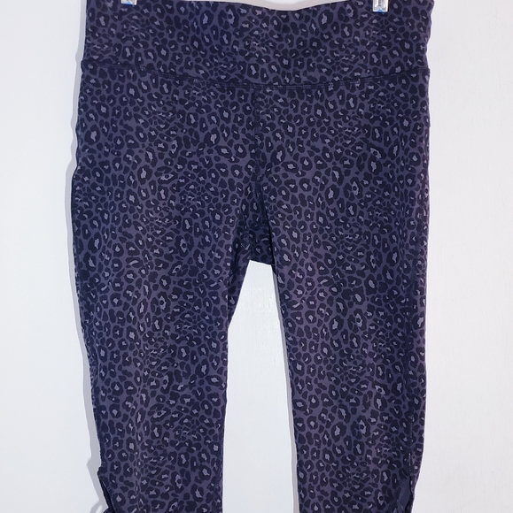 LN Black Leopard Print Mid-rise Leggings SZ L 12-14 by Xersion. - Picture 1 of 9